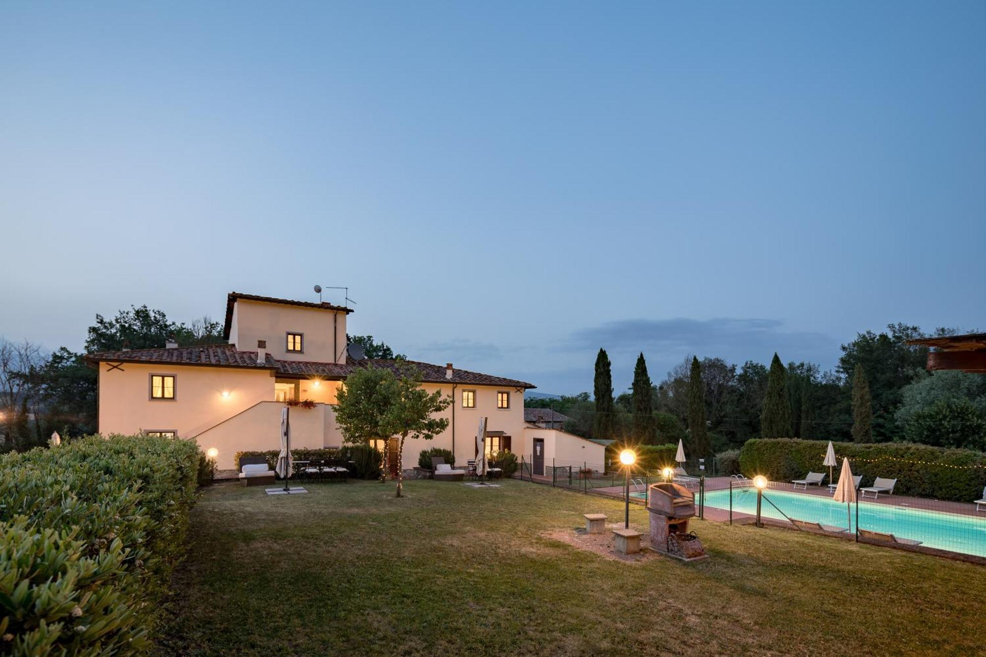 Borgo Santa Maria In Valle لاتيرينا المظهر الخارجي الصورة