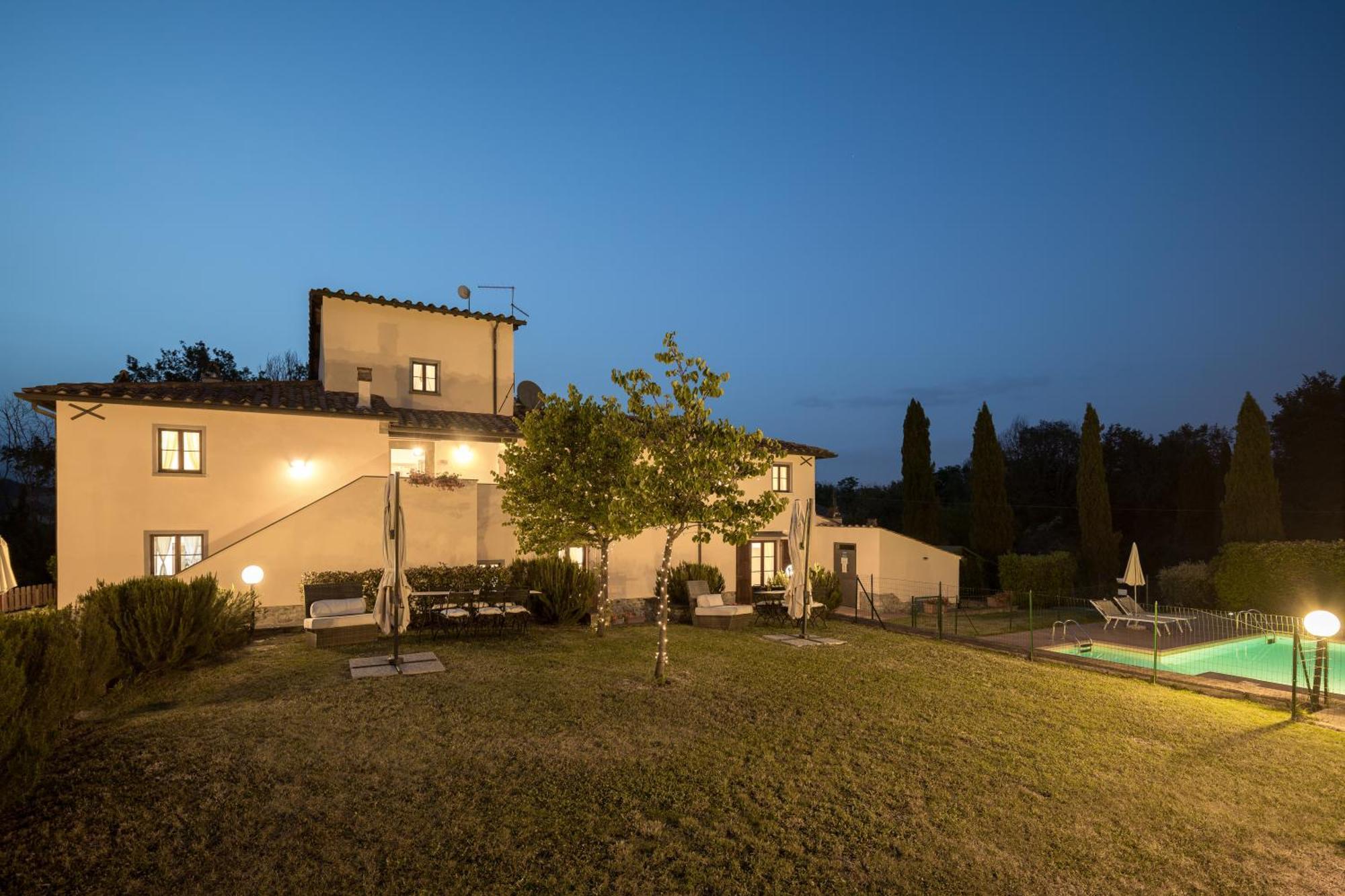 Borgo Santa Maria In Valle لاتيرينا المظهر الخارجي الصورة